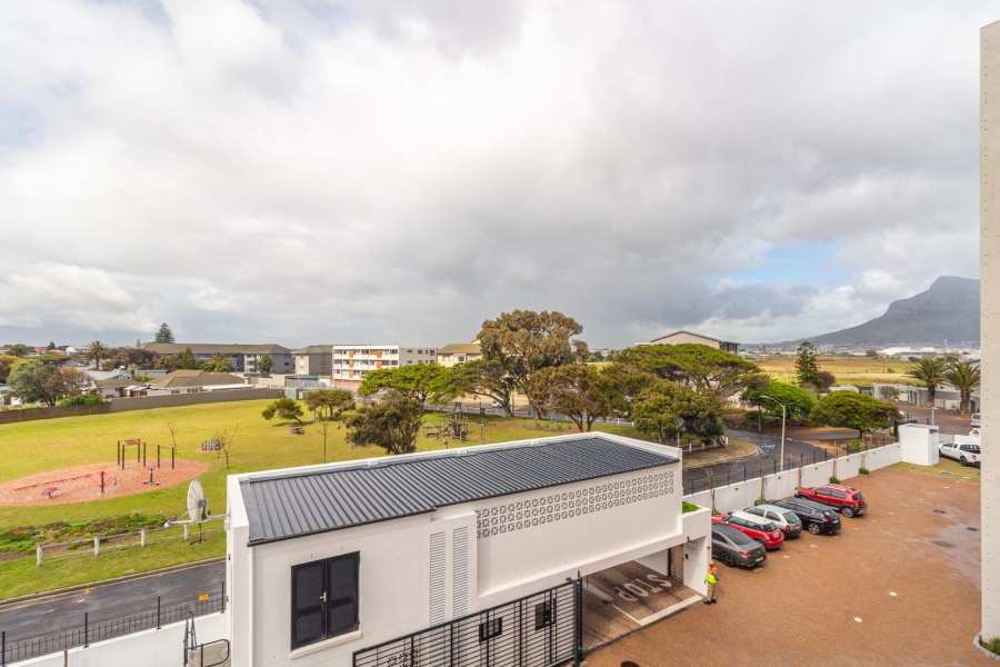 2 Bedroom Property for Sale in Milnerton Western Cape